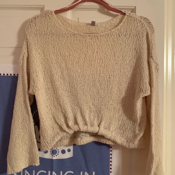 UO cropped sweater - Picture 1 of 3